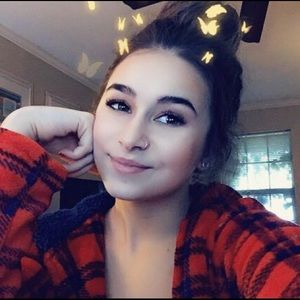 Meet your Posher, Riley